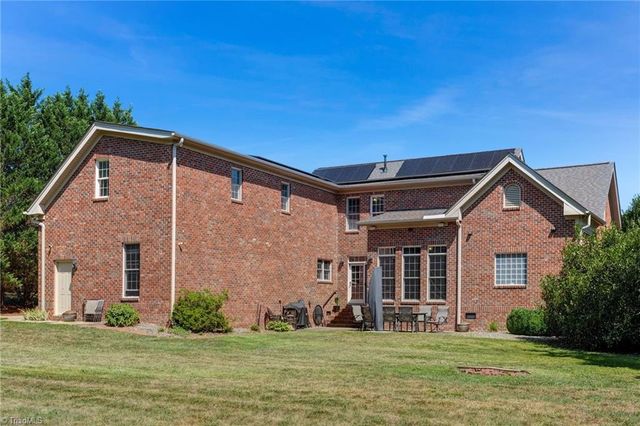 8513 Merriman Farm Road, Oak Ridge, NC 27310