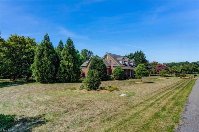8513 Merriman Farm Road, Oak Ridge, NC 27310