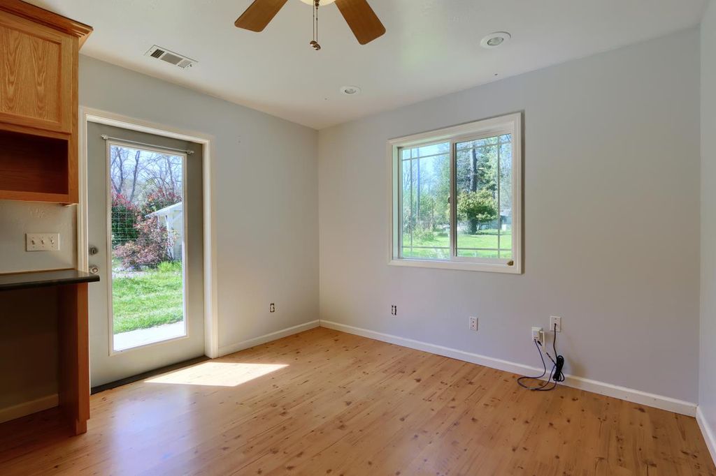 Image 20 of property listing at 5606 Silver Strand Fall, Mariposa, CA 95338