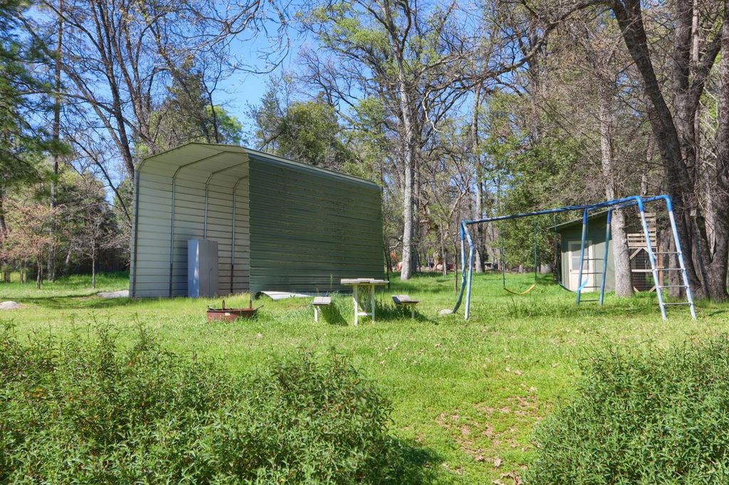 Image 46 of property listing at 5606 Silver Strand Fall, Mariposa, CA 95338