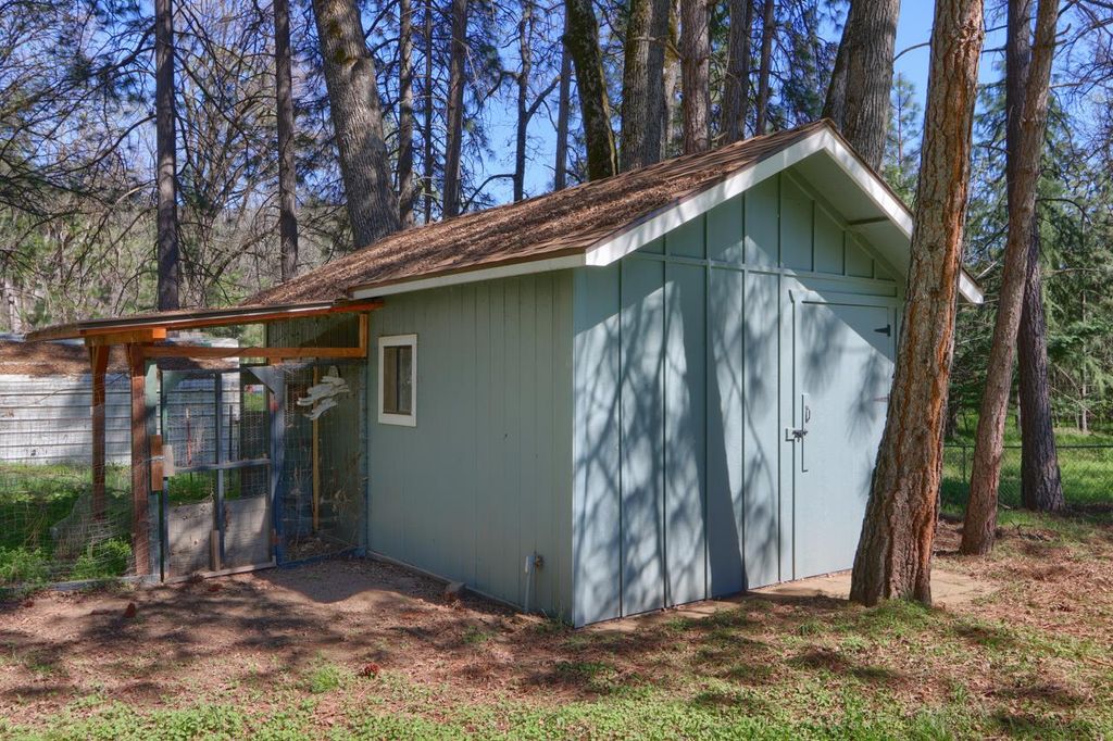 Image 50 of property listing at 5606 Silver Strand Fall, Mariposa, CA 95338