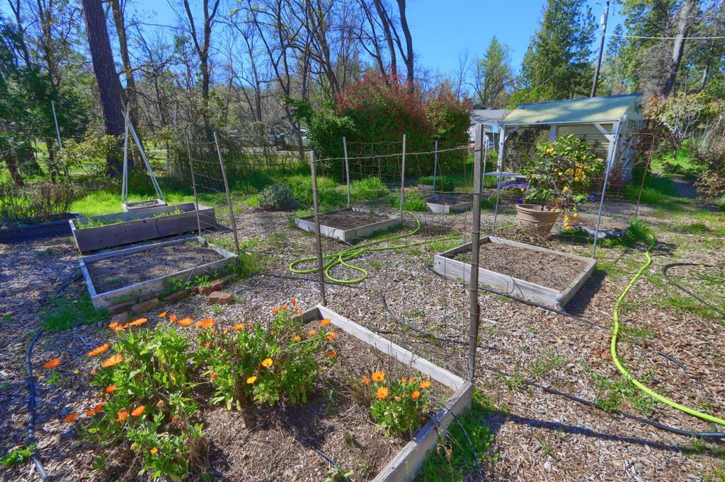 Image 54 of property listing at 5606 Silver Strand Fall, Mariposa, CA 95338