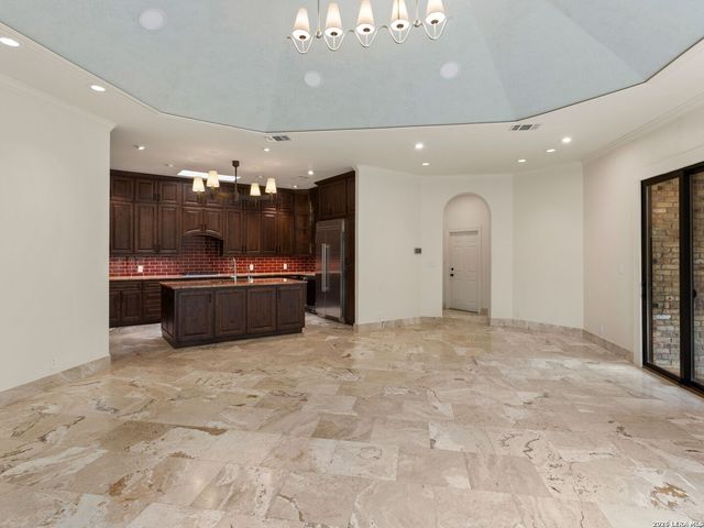 3 BURNHAM GLN, San Antonio, TX 78257