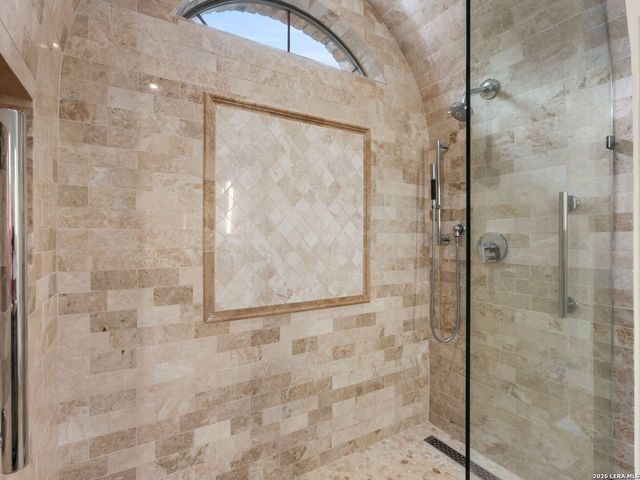 3 BURNHAM GLN, San Antonio, TX 78257