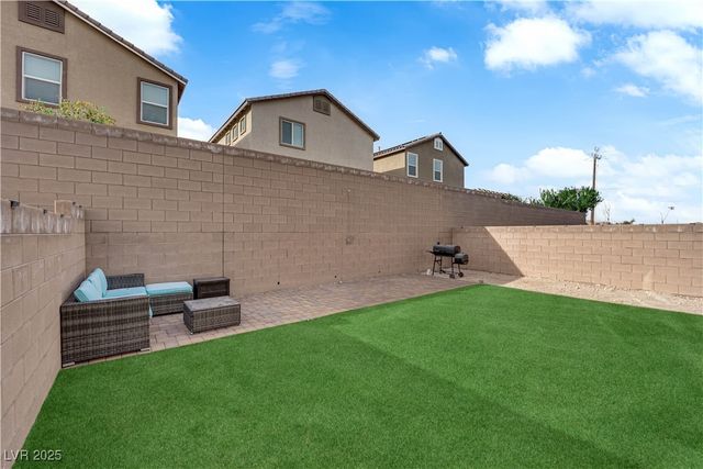 9215 South Park Street, Las Vegas, NV 89178