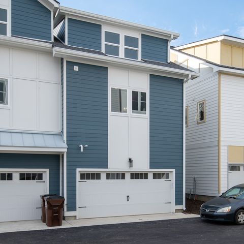 616 Croley Dr, Nashville, TN 37209