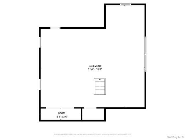10 Dorothy Place, Lynbrook, NY 11563
