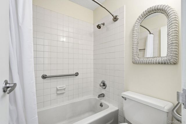 400 High Point Drive 408, Hartsdale, NY 10530