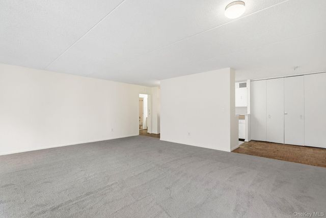 400 High Point Drive 408, Hartsdale, NY 10530