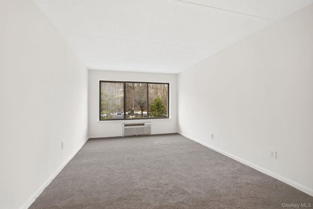 400 High Point Drive 408, Hartsdale, NY 10530