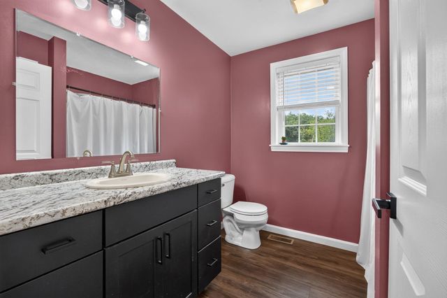 992 Beauty Hill Road, Barnstead, NH 03218
