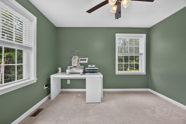 992 Beauty Hill Road, Barnstead, NH 03218