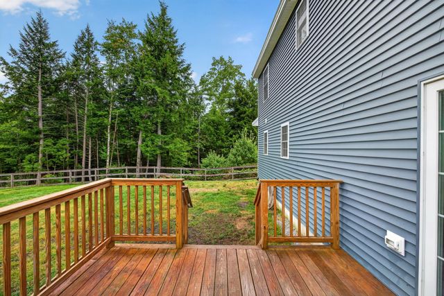 992 Beauty Hill Road, Barnstead, NH 03218