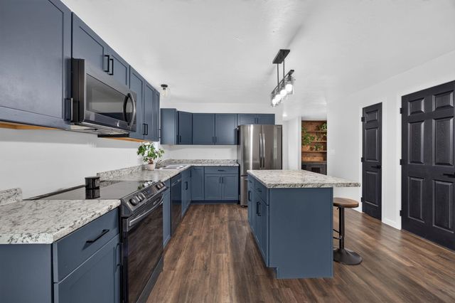 992 Beauty Hill Road, Barnstead, NH 03218