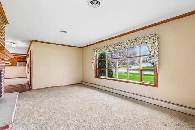18660 Arcadia PLACE, Brookfield, WI 53045