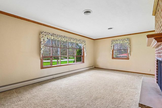 18660 Arcadia PLACE, Brookfield, WI 53045