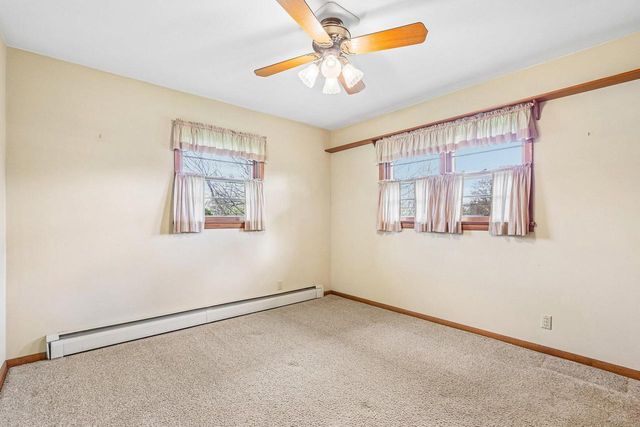 18660 Arcadia PLACE, Brookfield, WI 53045