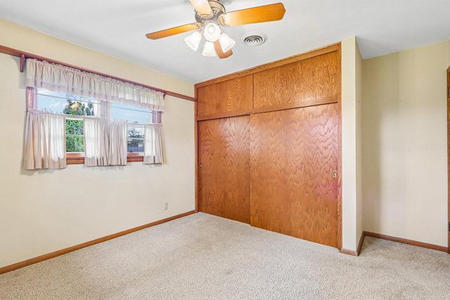 18660 Arcadia PLACE, Brookfield, WI 53045