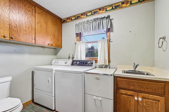 18660 Arcadia PLACE, Brookfield, WI 53045