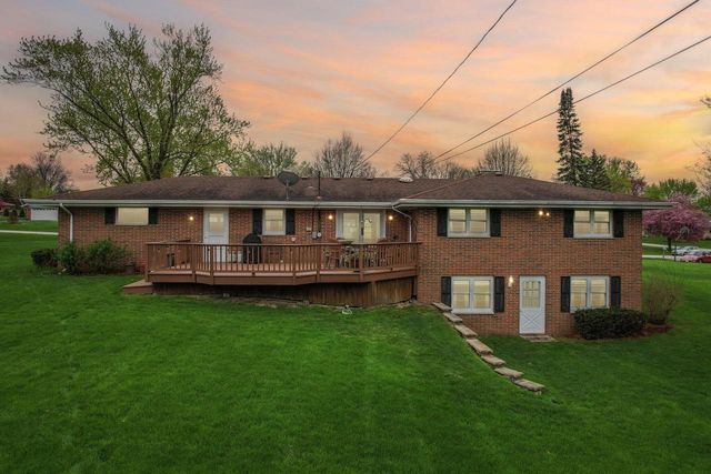 18660 Arcadia PLACE, Brookfield, WI 53045