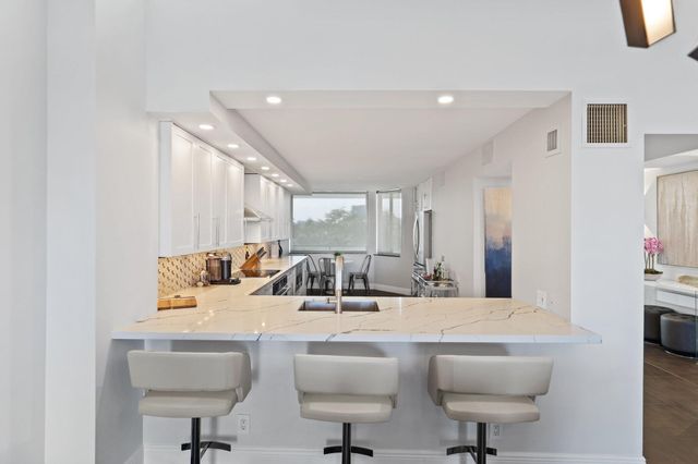 1800 S Ocean Drive 404, Fort Lauderdale, FL 33316