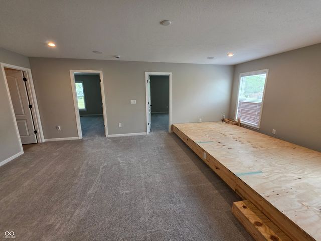6041 Bluecrest Drive, Indianapolis, IN 46234