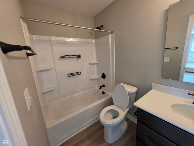 6041 Bluecrest Drive, Indianapolis, IN 46234