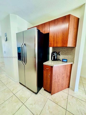 28324 SW 133rd Ave, Homestead, FL 33033