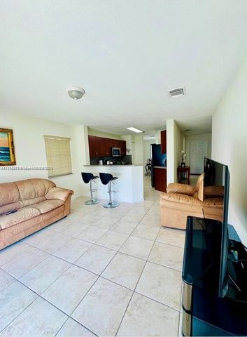 28324 SW 133rd Ave, Homestead, FL 33033