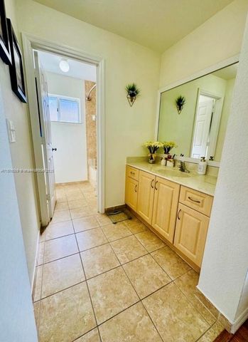 28324 SW 133rd Ave, Homestead, FL 33033