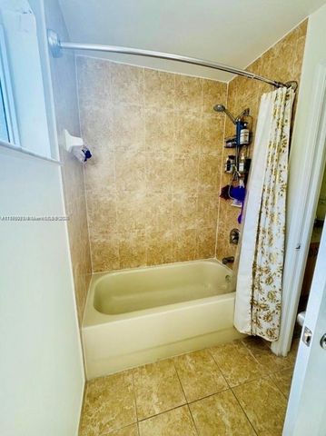 28324 SW 133rd Ave, Homestead, FL 33033