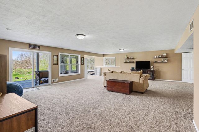 10064 Eightway Street, Plainwell, MI 49080