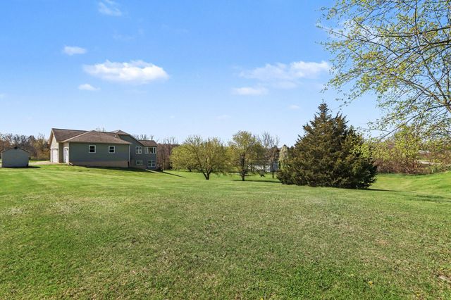 10064 Eightway Street, Plainwell, MI 49080