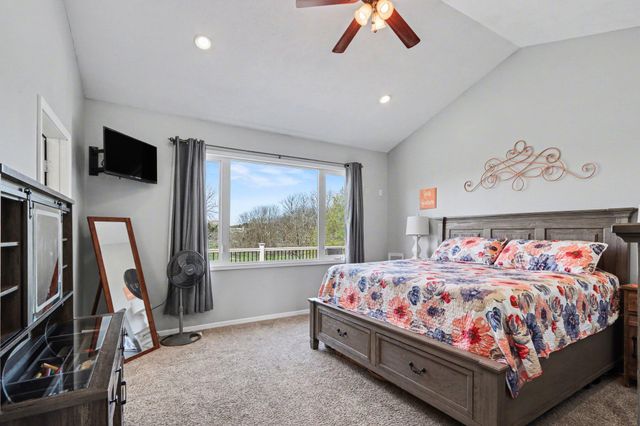 10064 Eightway Street, Plainwell, MI 49080