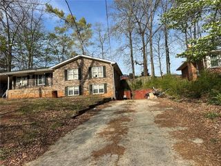 50 Dillard Drive NE, Kennesaw, GA 30144