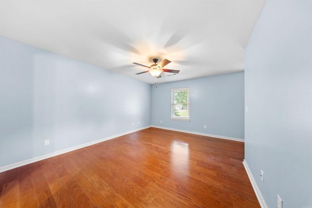 1718 Eagle Point Way, Benton, AR 72015