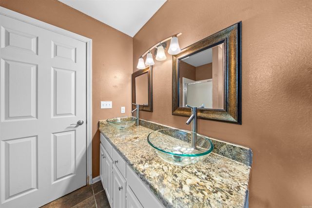 1718 Eagle Point Way, Benton, AR 72015