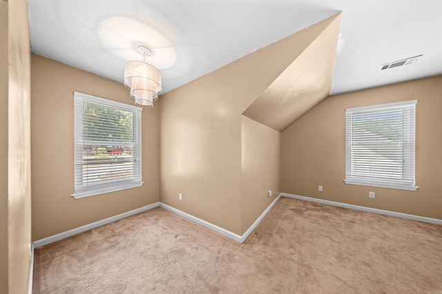 1718 Eagle Point Way, Benton, AR 72015