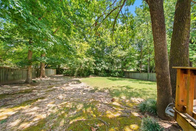 1718 Eagle Point Way, Benton, AR 72015
