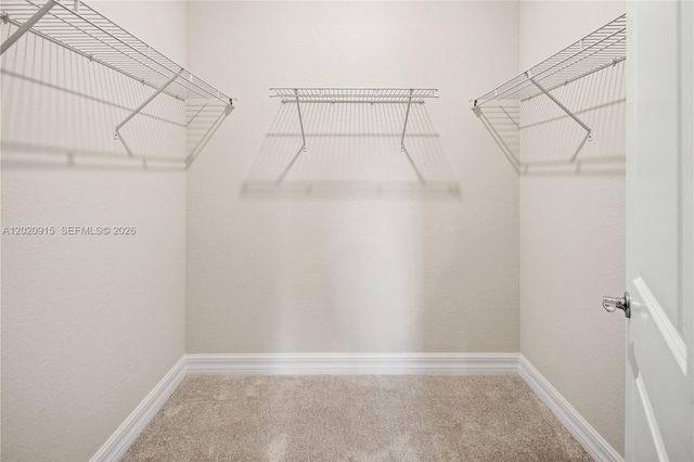 4488 E Appleton Circle E, Oakland Park, FL 33309