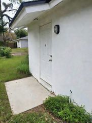 5204 N 45TH STREET B, Tampa, FL 33610