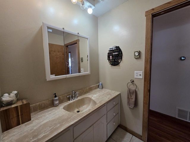 N3608 4TH DRIVE, Oxford, WI 53952