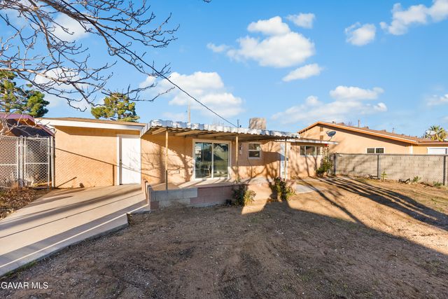 38640 Larkin Avenue, Palmdale, CA 93550