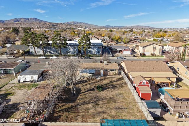 38640 Larkin Avenue, Palmdale, CA 93550