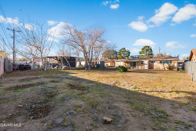 38640 Larkin Avenue, Palmdale, CA 93550