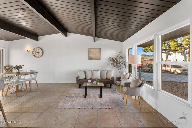 38640 Larkin Avenue, Palmdale, CA 93550