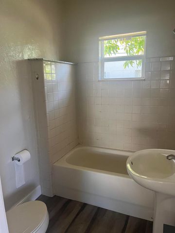 211 N A Street, Lake Worth Beach, FL 33460