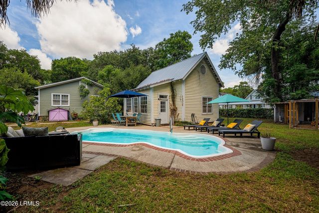 113 Meridian Road, Beaufort, SC 29907