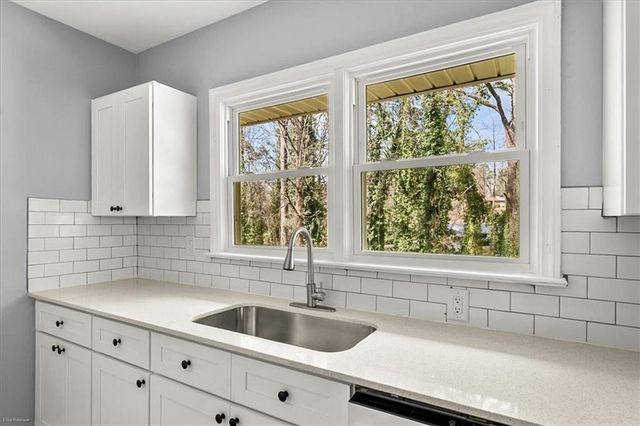 2763 Baker Ridge Drive NW, Atlanta, GA 30318