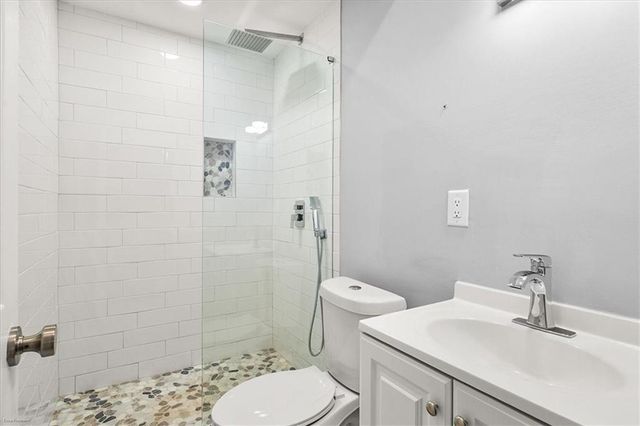 2763 Baker Ridge Drive NW, Atlanta, GA 30318